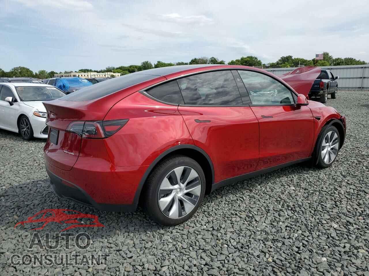 TESLA MODEL Y 2024 - 7SAYGDEE2RF025929