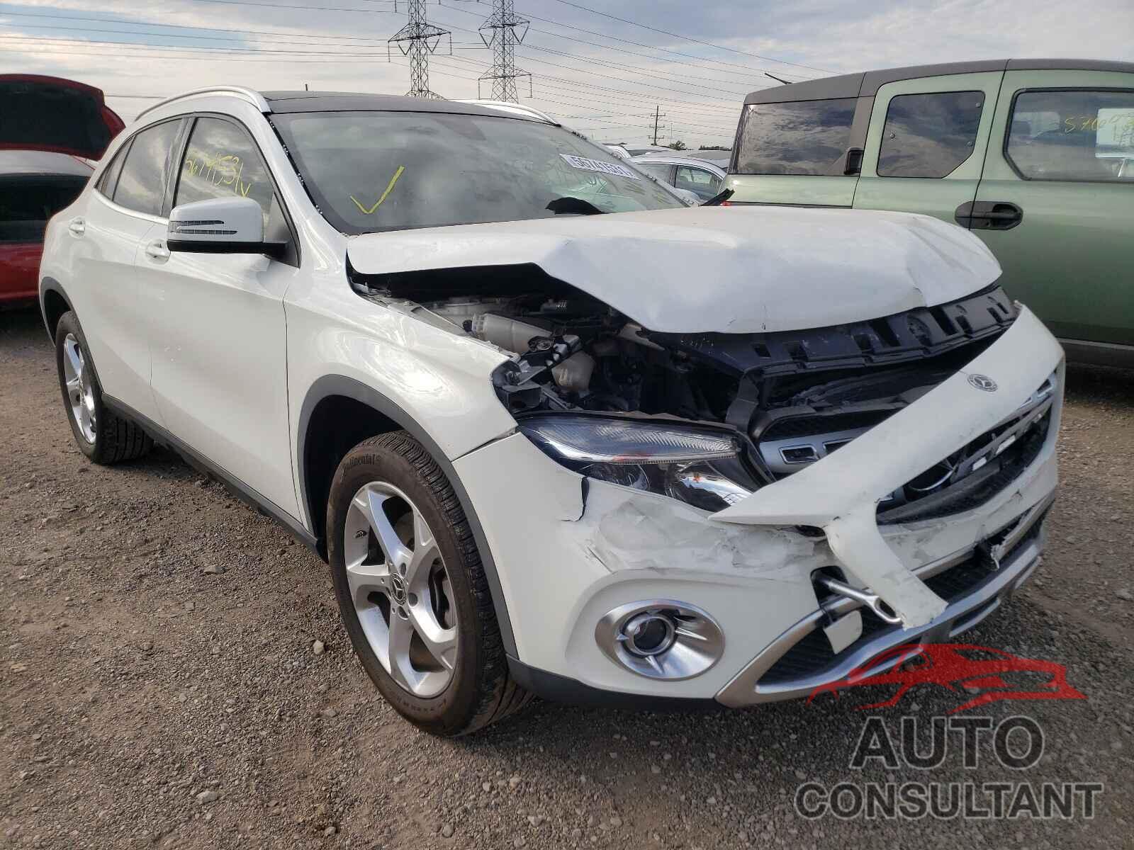 MERCEDES-BENZ GLA-CLASS 2018 - WDCTG4EB1JJ391370