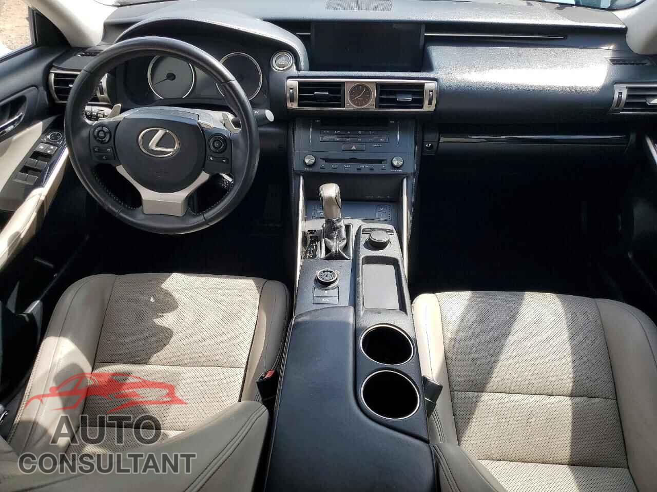 LEXUS IS 2015 - JTHBF1D29F5046526