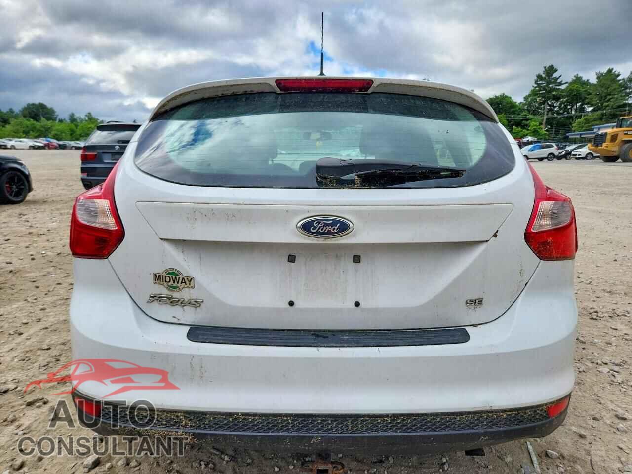 FORD FOCUS 2012 - 1FAHP3K21CL229097