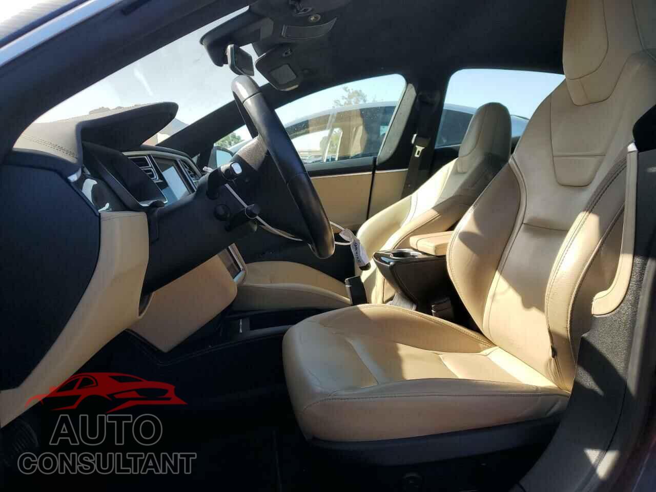 TESLA MODEL S 2016 - 5YJSA1E2XGF156628