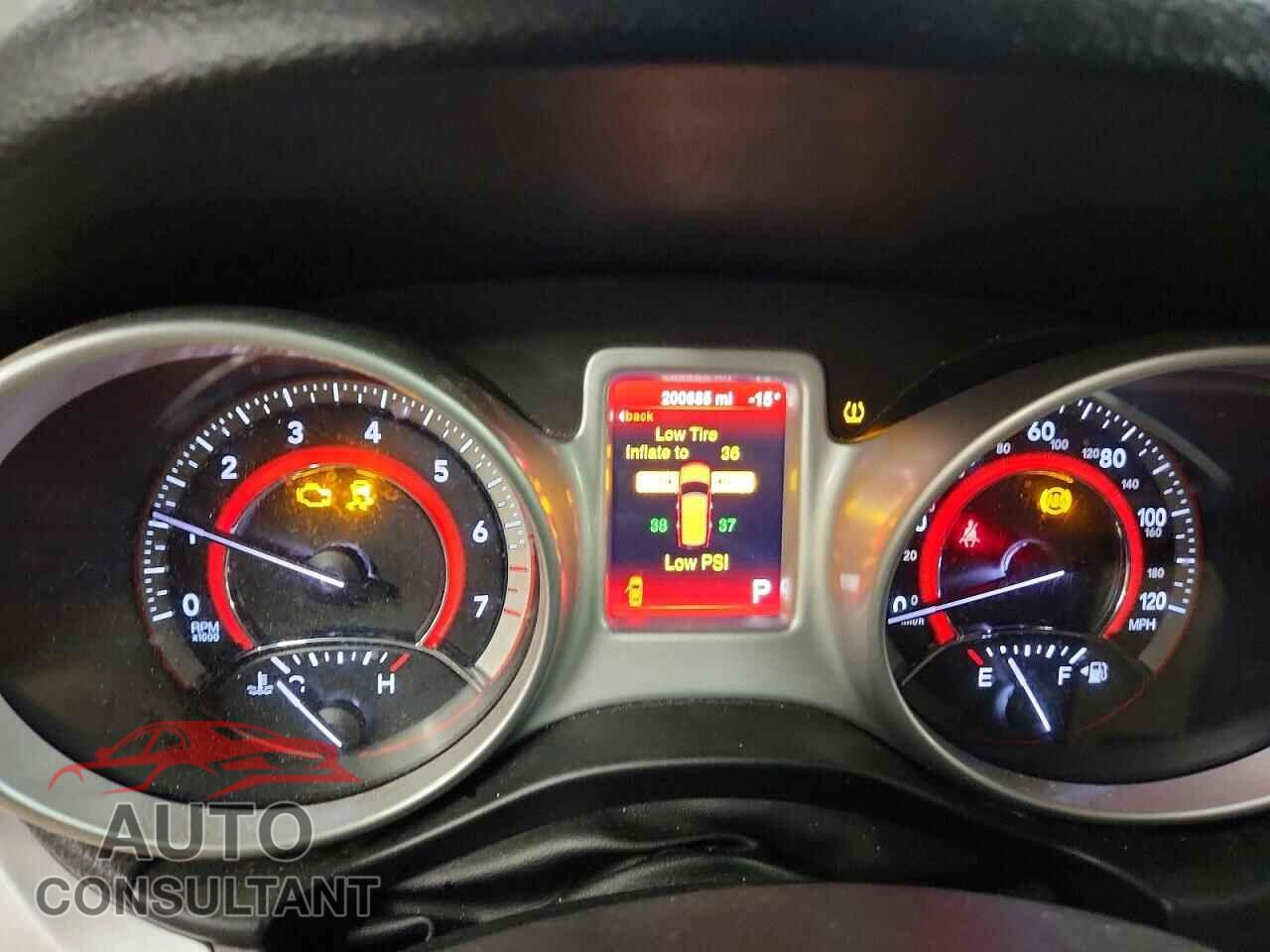 DODGE JOURNEY 2015 - 3C4PDCBG3FT599308
