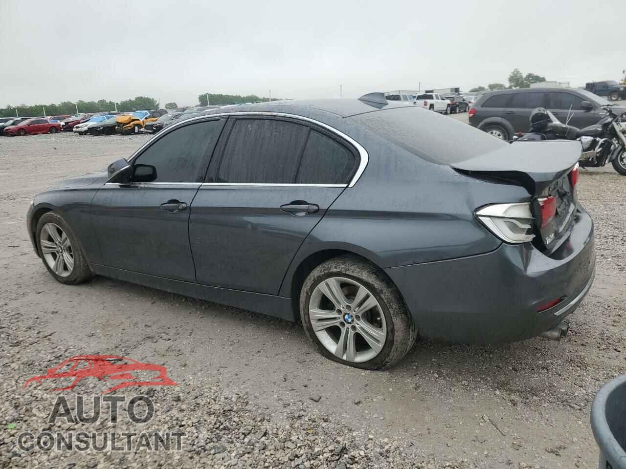 BMW 3 SERIES 2016 - WBA8E3G58GNU03127