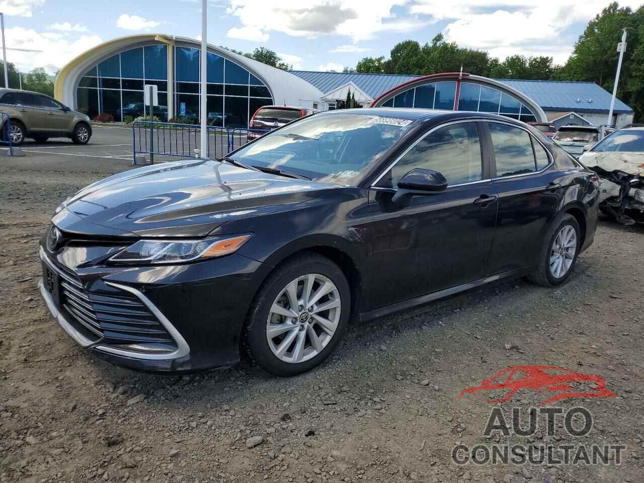 TOYOTA CAMRY 2021 - 4T1C11AKXMU596468