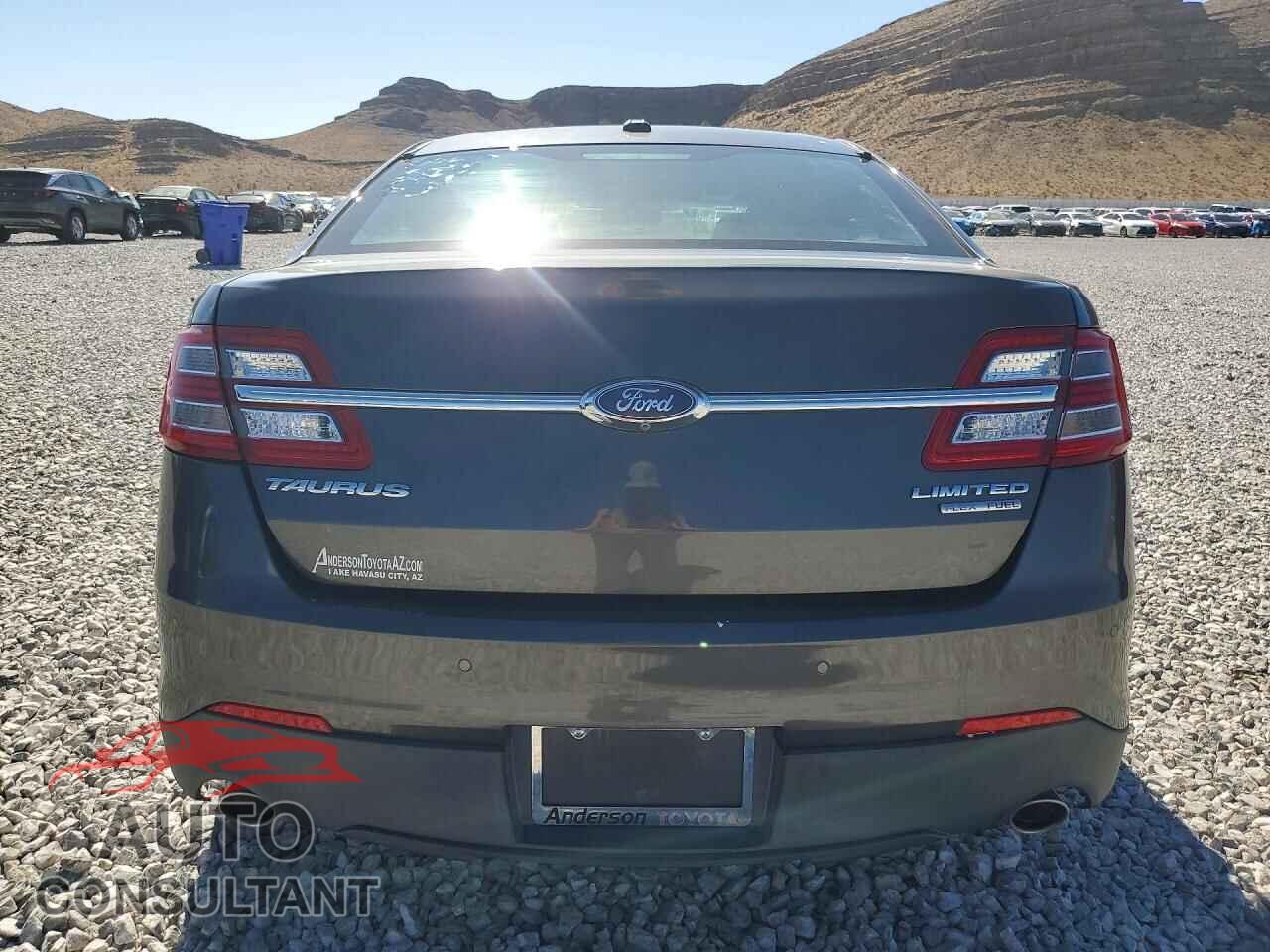 FORD TAURUS 2017 - 1FAHP2F85HG123552