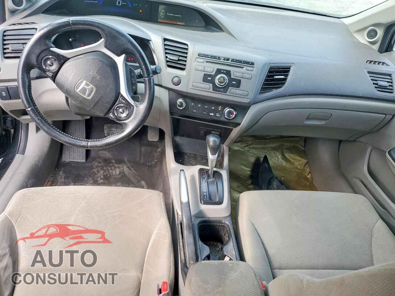HONDA CIVIC 2012 - 2HGFB2F55CH030308