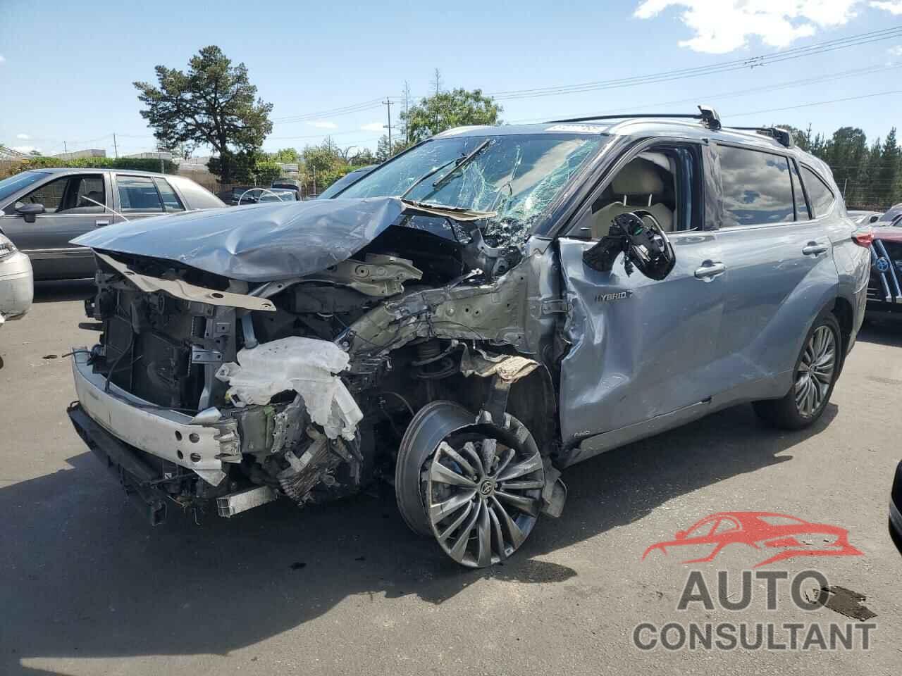TOYOTA HIGHLANDER 2020 - 5TDEBRCH8LS002635