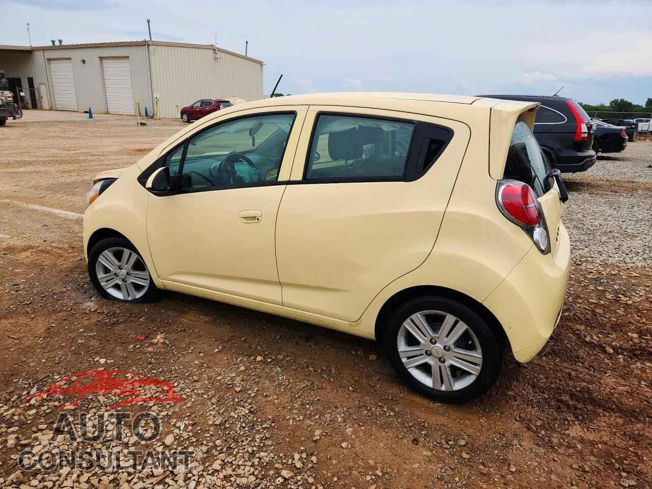 CHEVROLET SPARK 2013 - KL8CB6S96DC582544