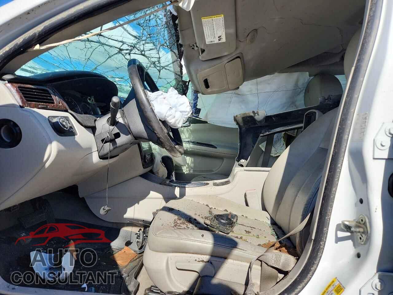 CHEVROLET IMPALA 2013 - 2G1WC5E30D1164675