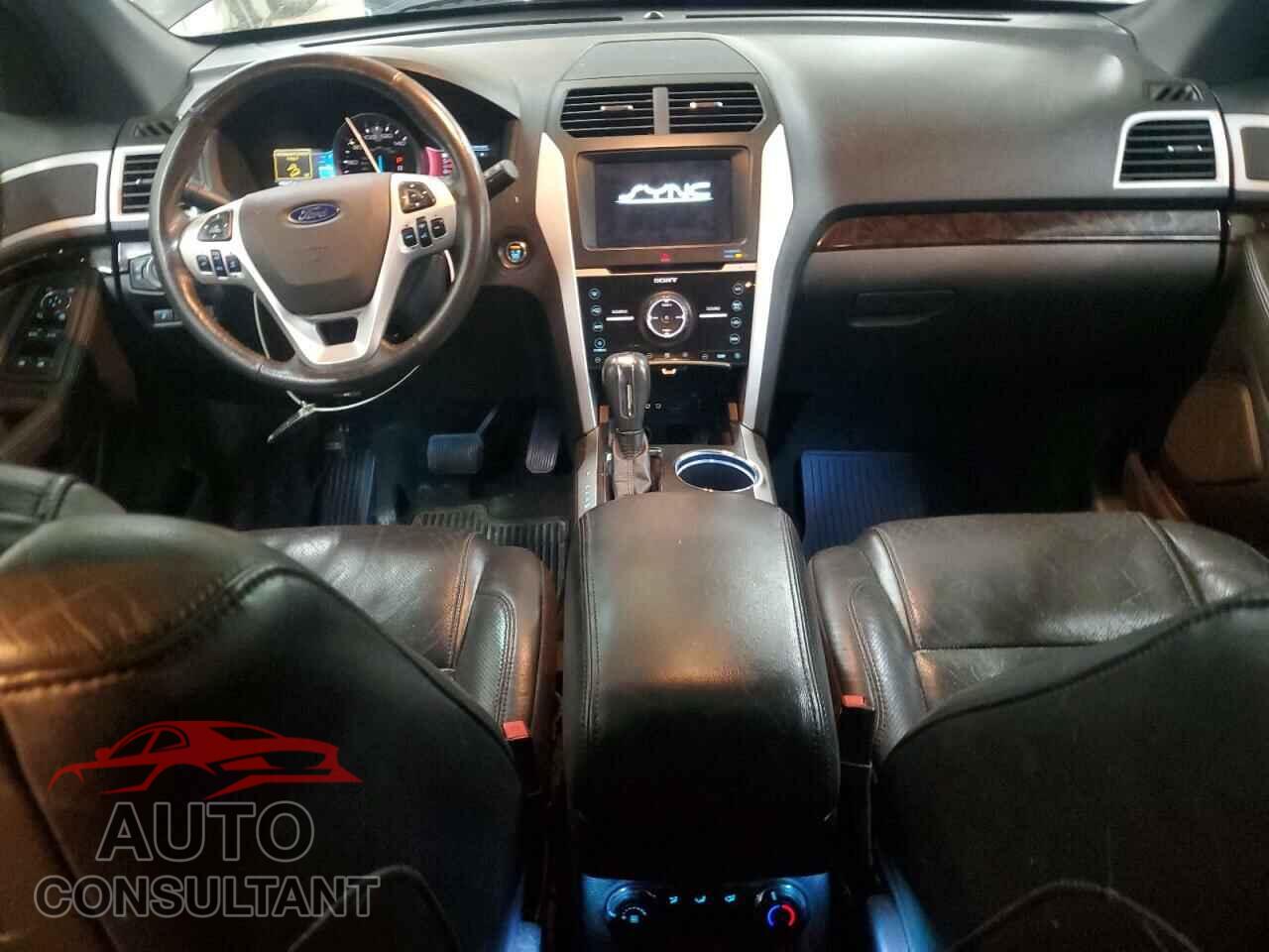 FORD EXPLORER 2011 - 1FMHK8F85BGA72990