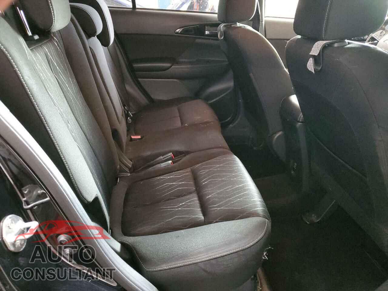 MITSUBISHI ECLIPSE 2018 - JA4AT5AAXJZ043929