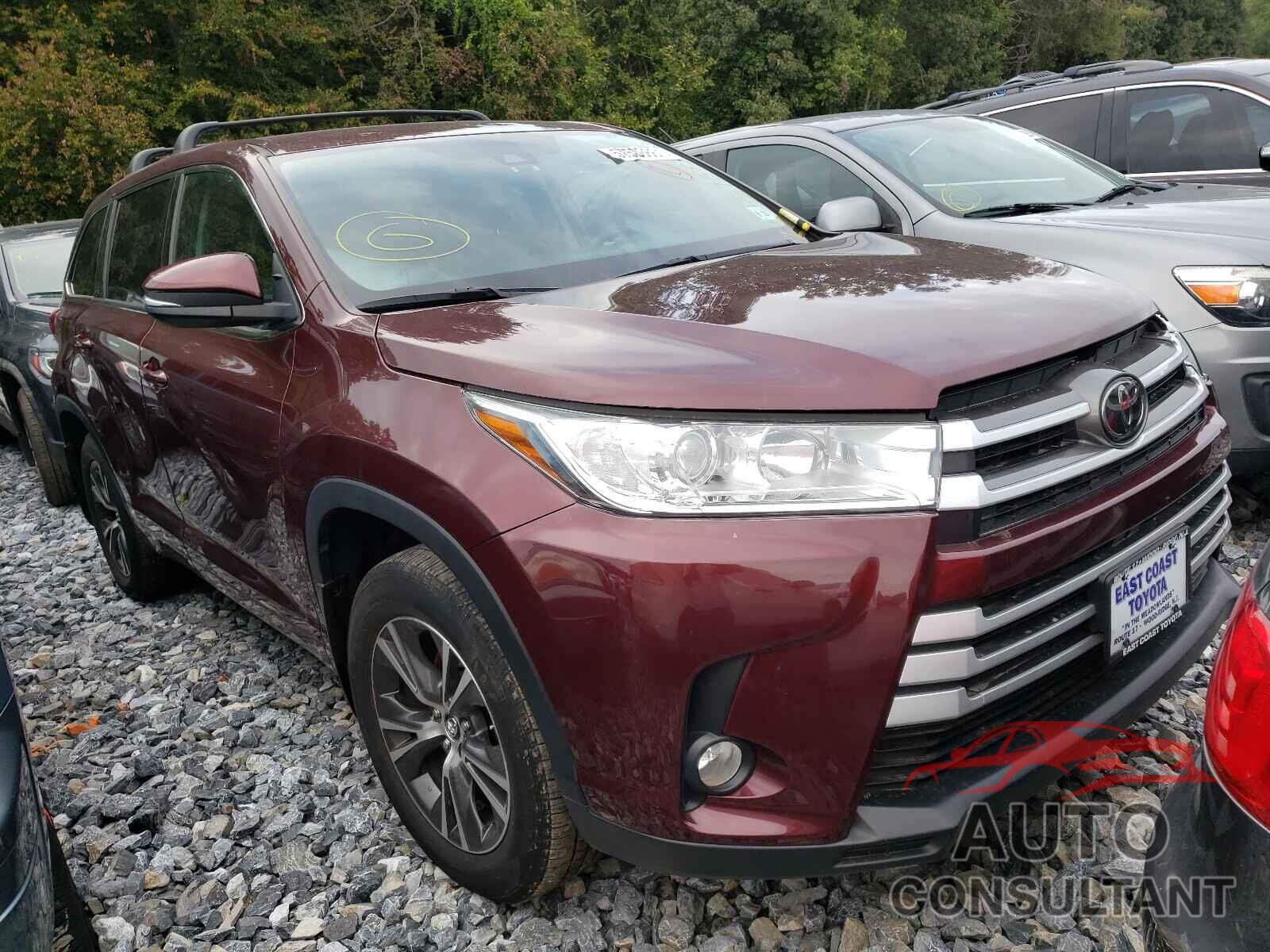 TOYOTA HIGHLANDER 2018 - 5TDBZRFH6JS878112