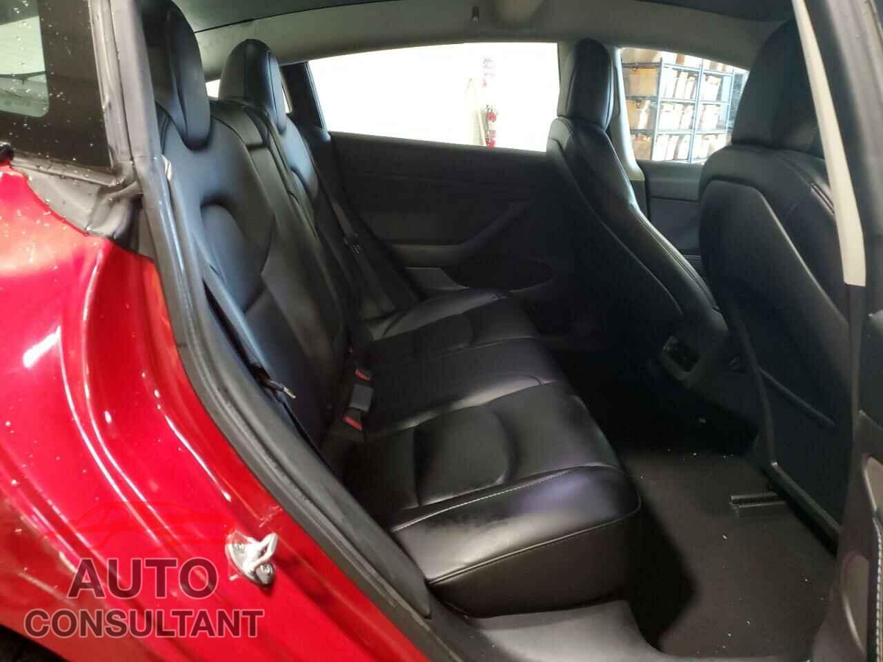 TESLA MODEL 3 2022 - 5YJ3E1EA4NF289575