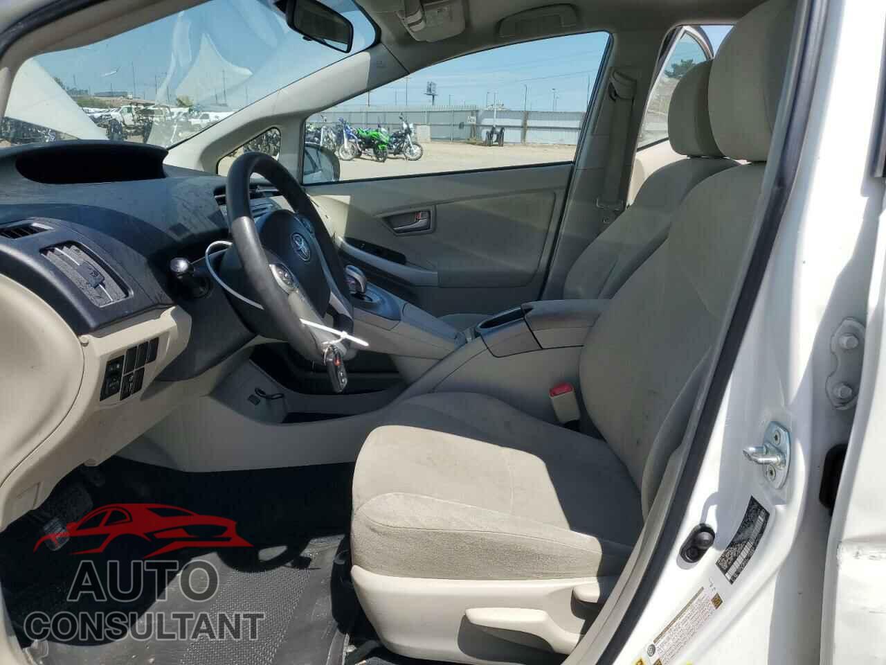 TOYOTA PRIUS 2013 - JTDKN3DU7D5555352