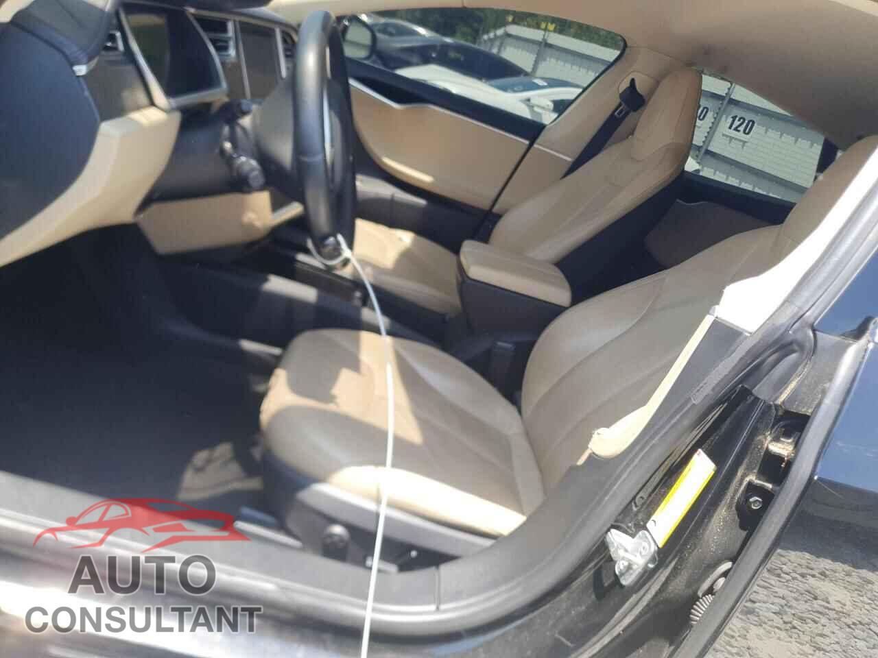 TESLA MODEL S 2013 - 5YJSA1CG9DFP21140