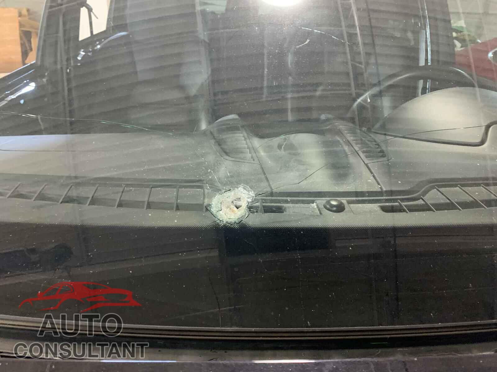 PORSCHE CAYENNE 2017 - WP1AC2A27HLA92983