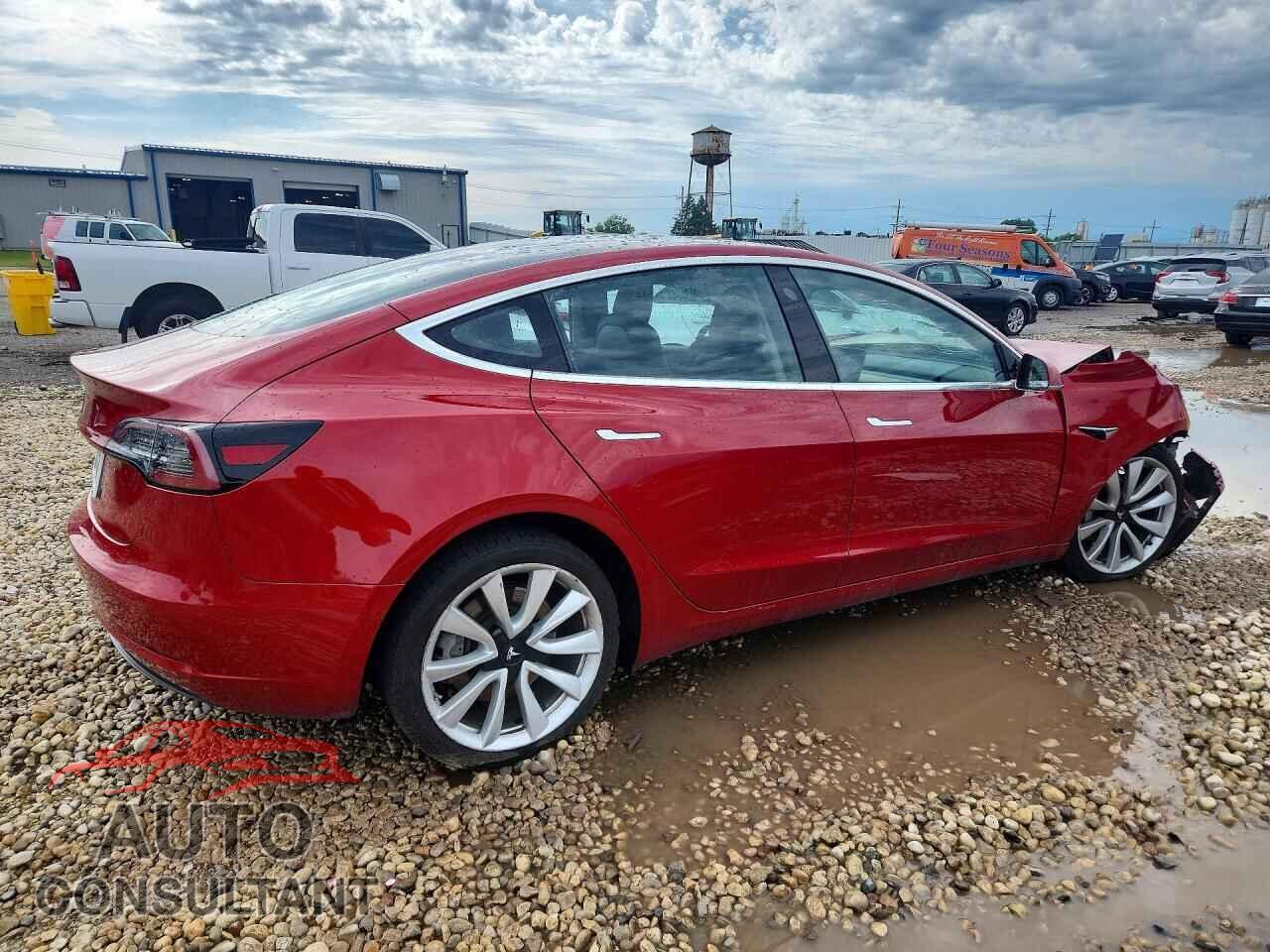TESLA MODEL 3 2018 - 5YJ3E1EA7JF031707