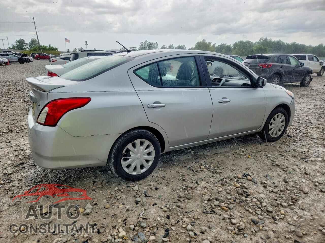 NISSAN VERSA 2019 - 3N1CN7AP3KL843010