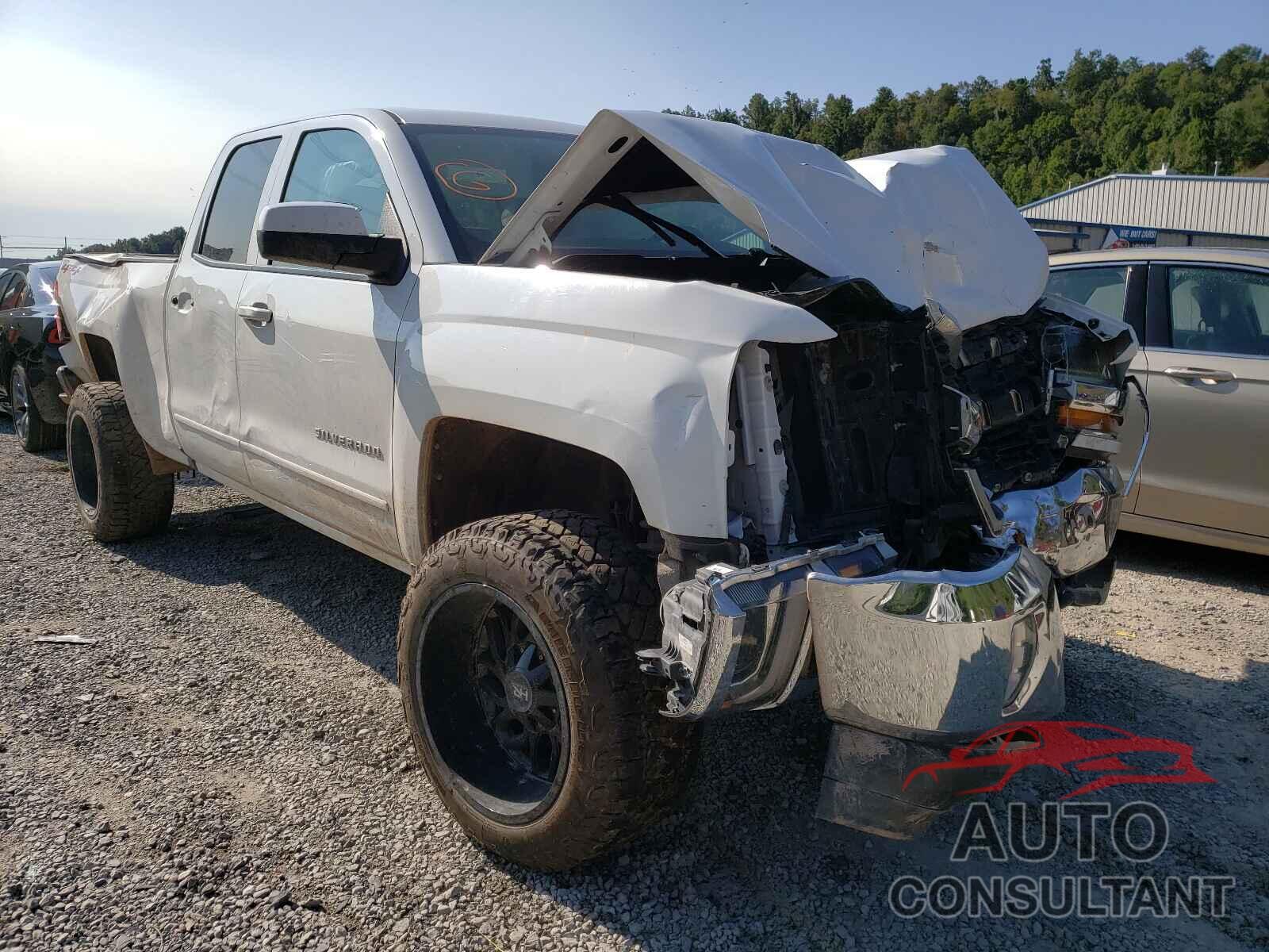 CHEVROLET SILVERADO 2018 - 1GCVKREC1JZ109166