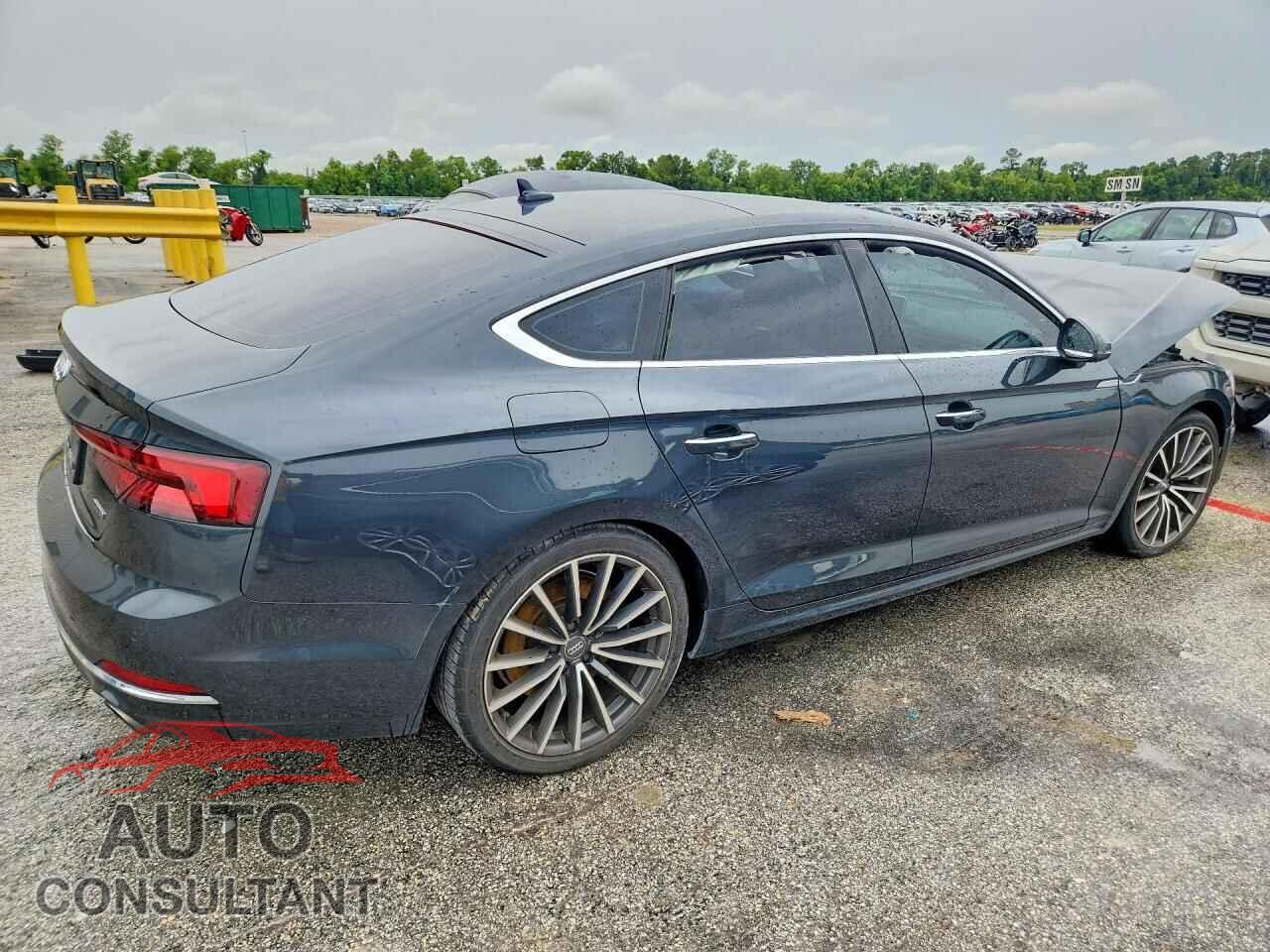 AUDI A5 2019 - WAUBNCF59KA016853