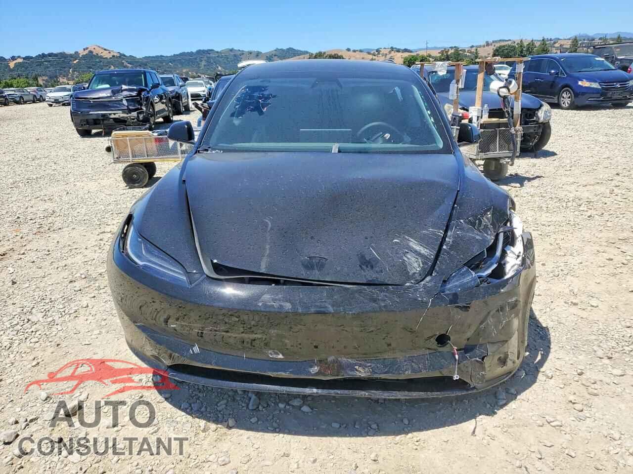 TESLA MODEL 3 2026 - 5YJ3E1EA4TF149832