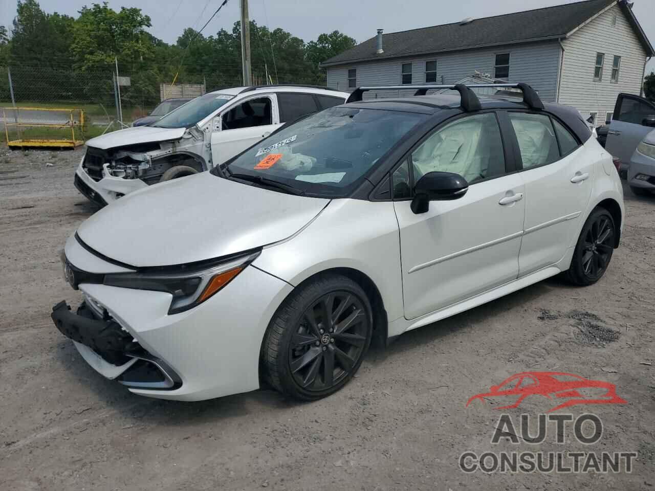 TOYOTA COROLLA 2023 - JTNC4MBE5P3202838