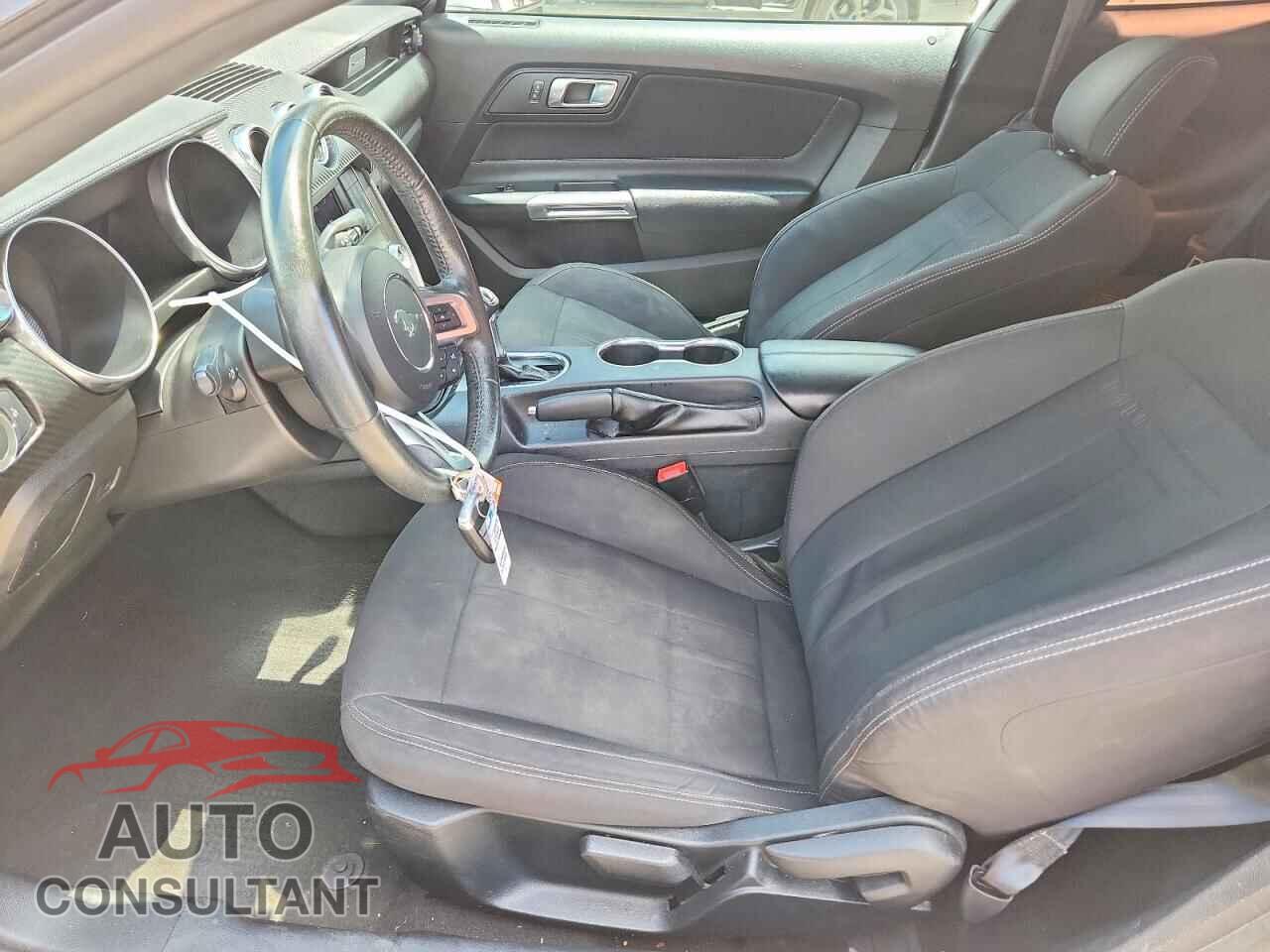 FORD MUSTANG 2022 - 1FA6P8TH3N5131557