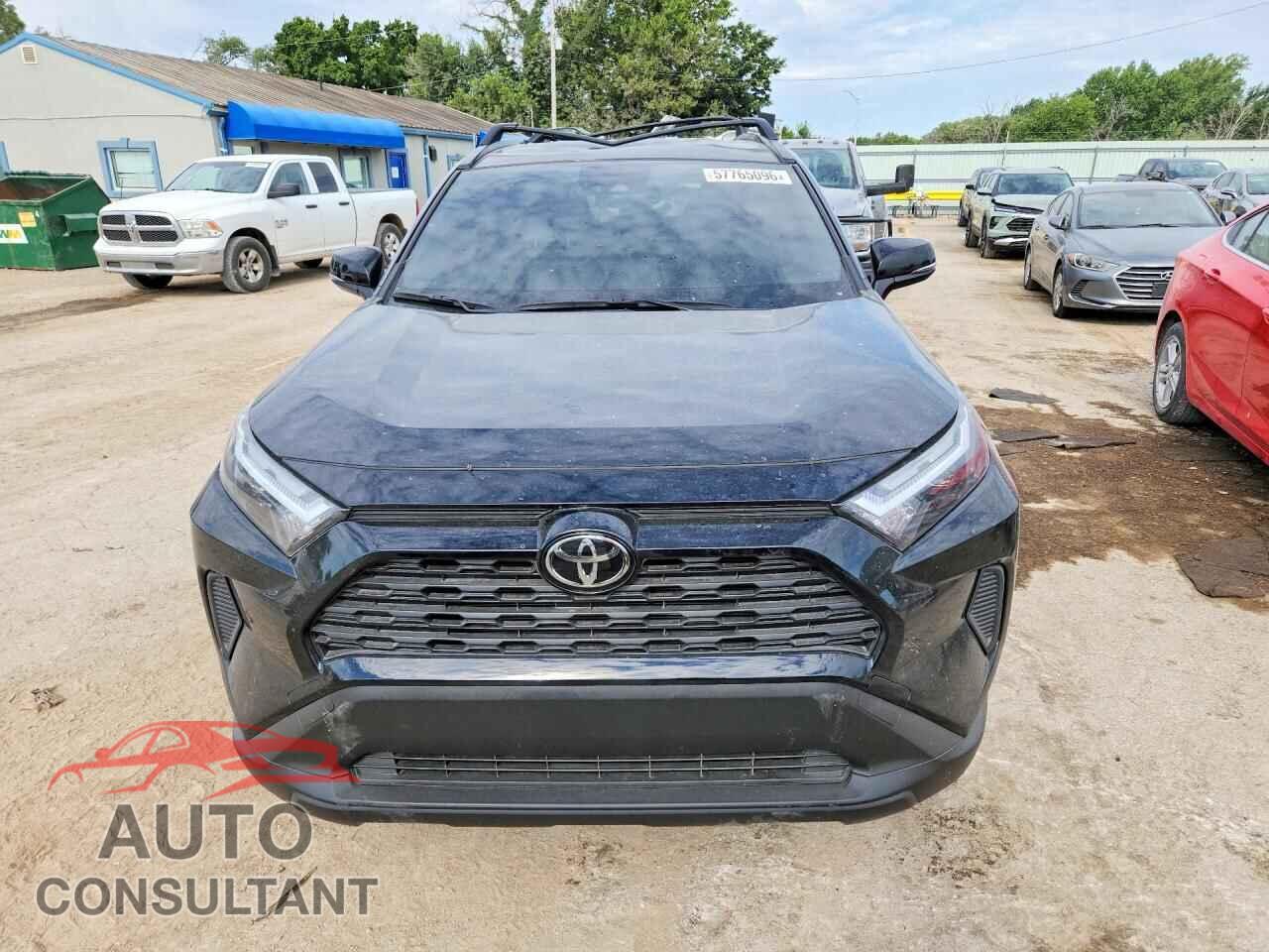 TOYOTA RAV4 2025 - JTMP1RFV8SJ044652