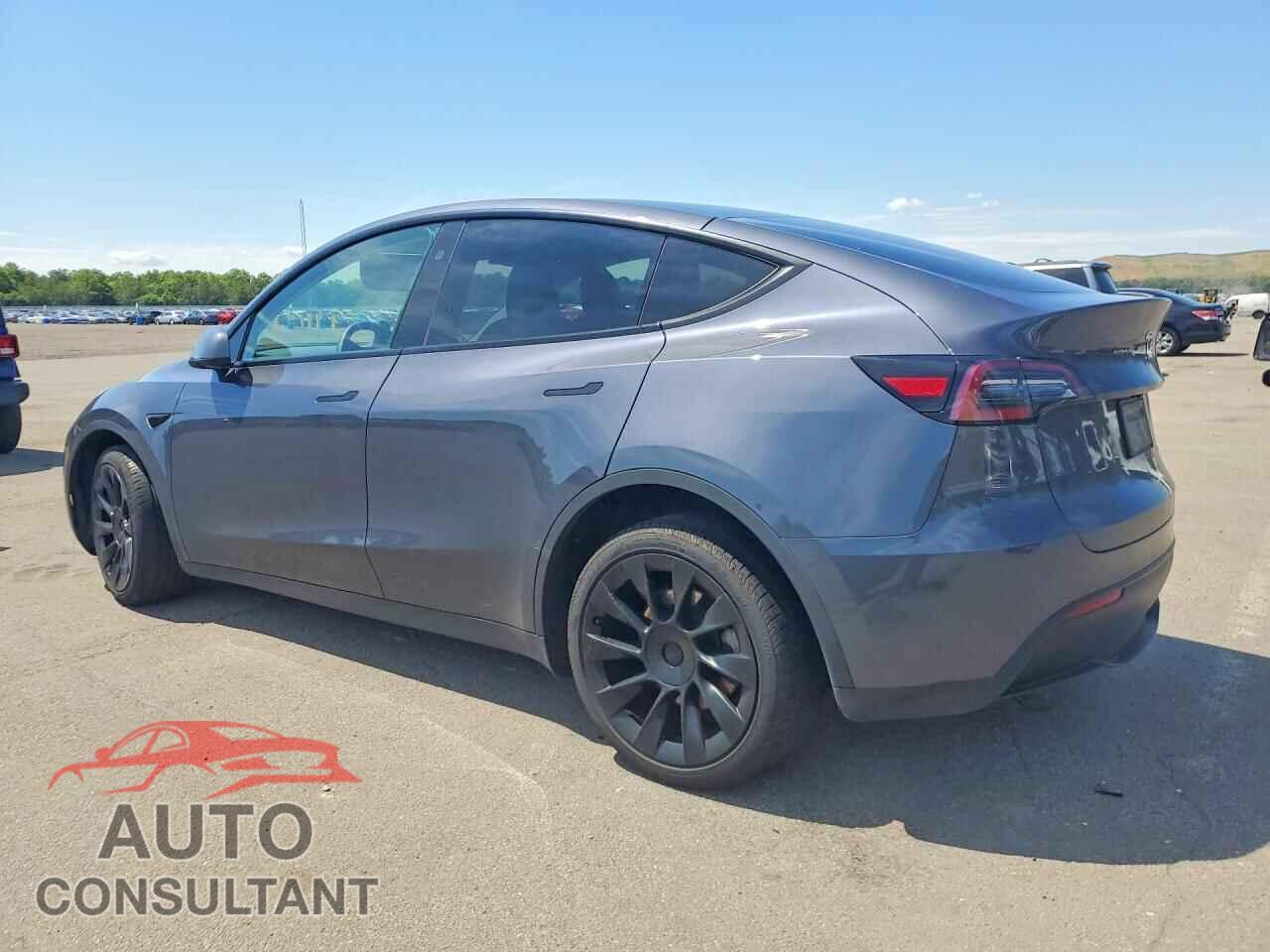TESLA MODEL Y 2023 - 7SAYGDEE1PF893918