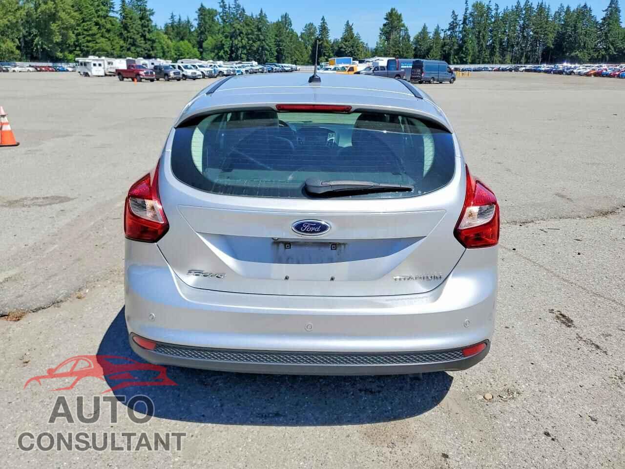 FORD FOCUS 2014 - 1FADP3N20EL294987
