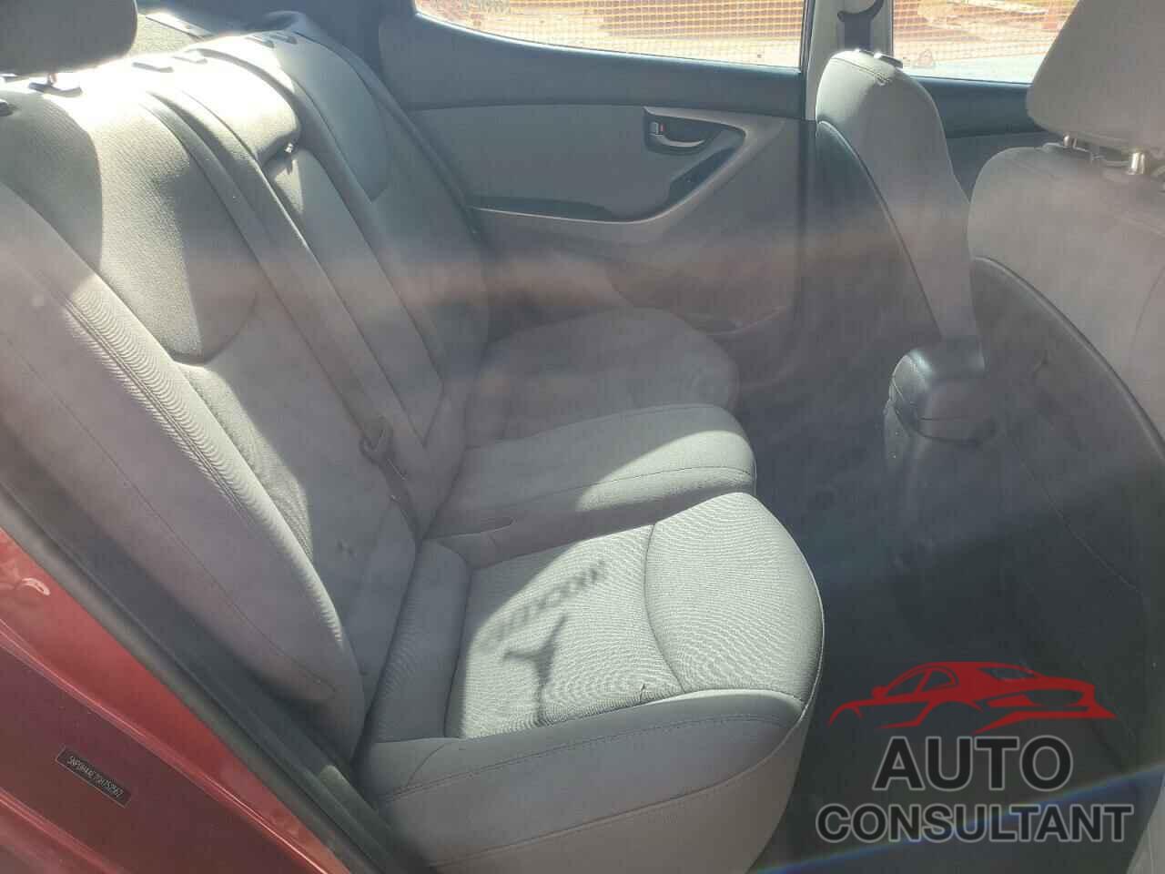HYUNDAI ELANTRA 2016 - 5NPDH4AE7GH752562