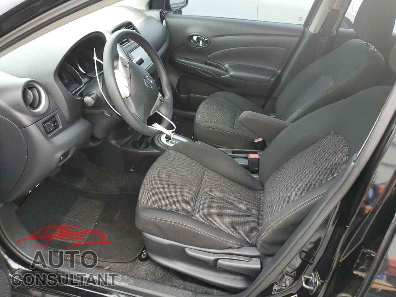 NISSAN VERSA 2019 - 3N1CN7AP3KL859143