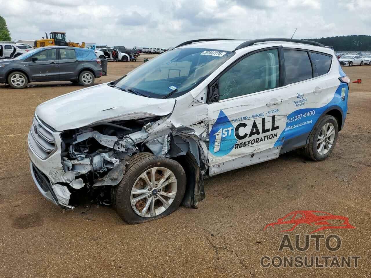 FORD ESCAPE 2018 - 1FMCU0GD0JUC38107