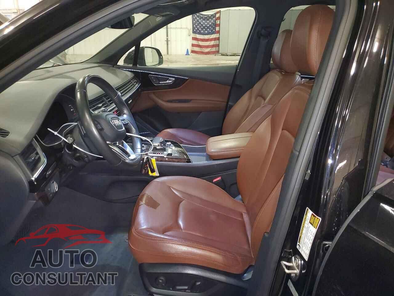 AUDI Q7 2018 - WA1LAAF75JD032547