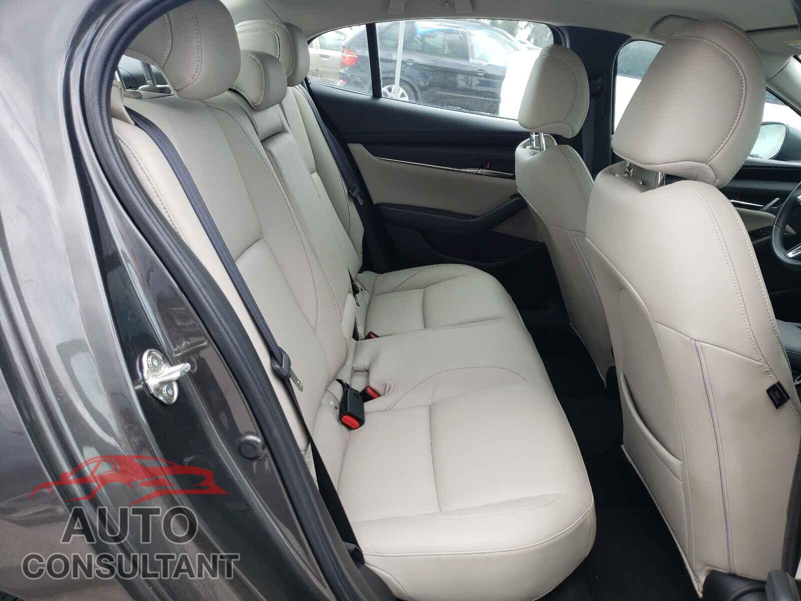 MAZDA 3 2019 - 3MZBPADL7KM109759
