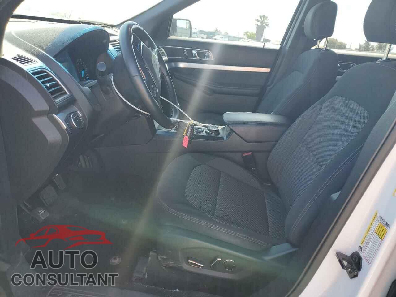 FORD EXPLORER 2017 - 1FM5K8D82HGC48313