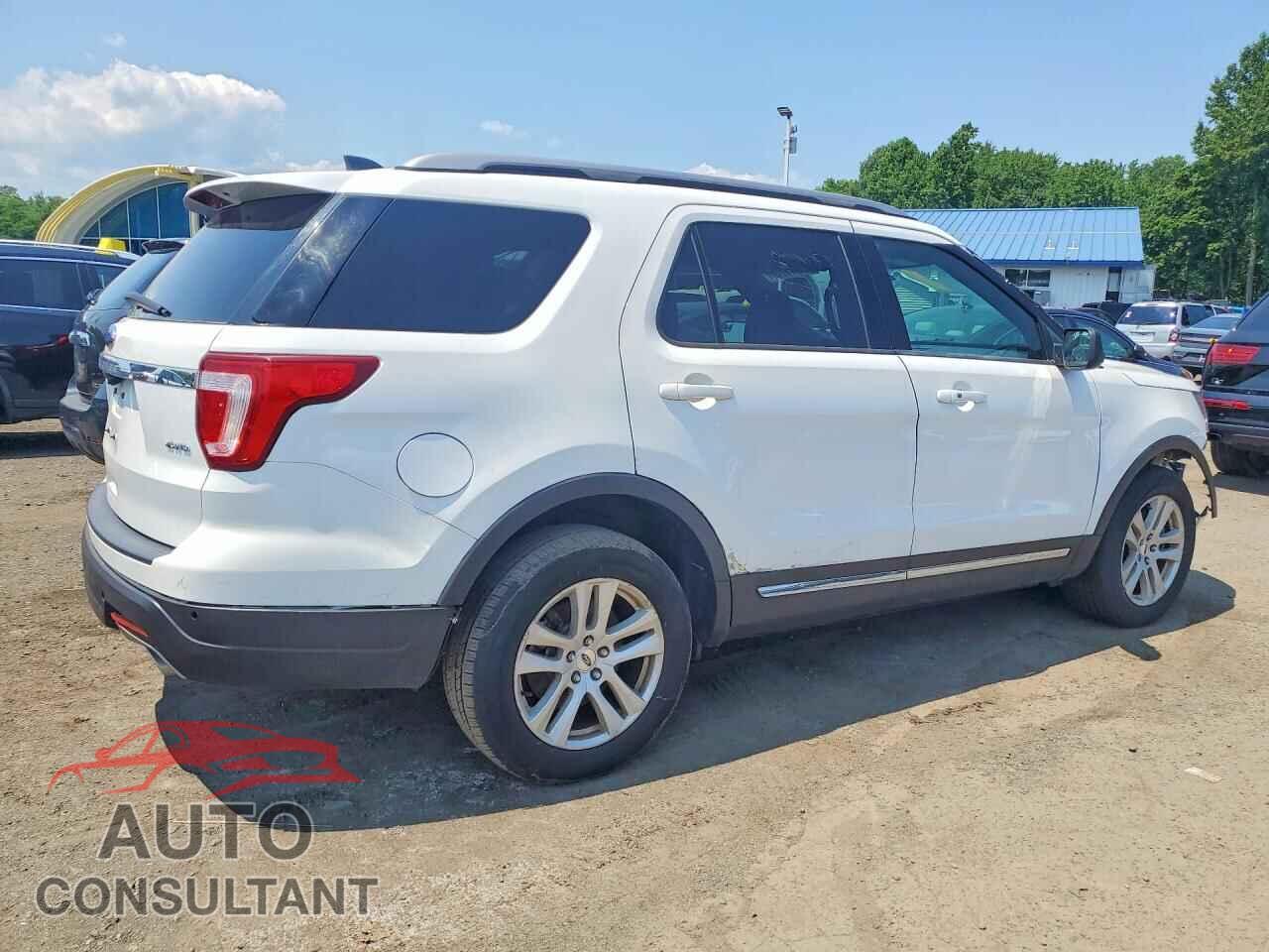 FORD EXPLORER 2018 - 1FM5K8D88JGA17082