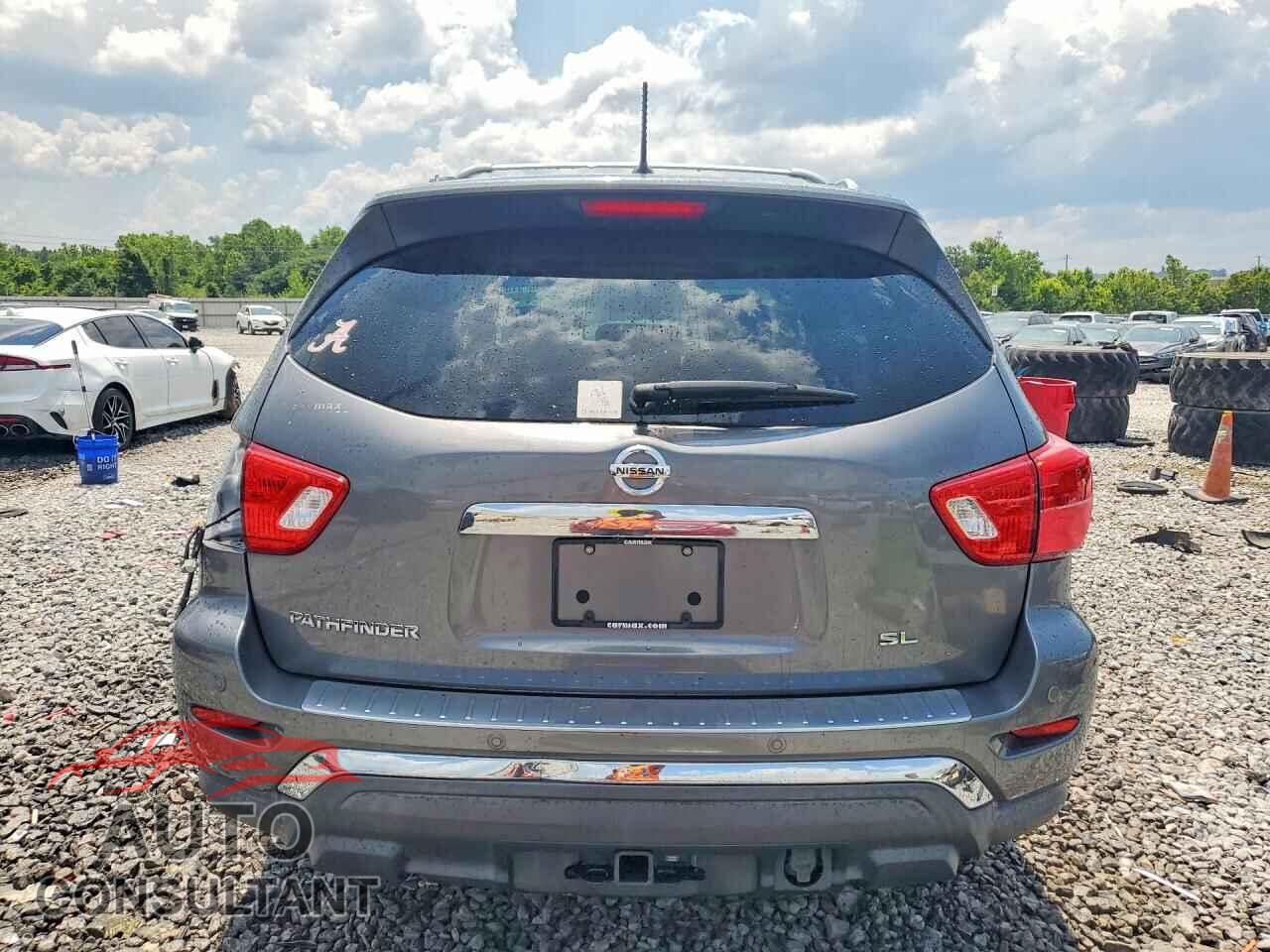 NISSAN PATHFINDER 2017 - 5N1DR2MN4HC600700