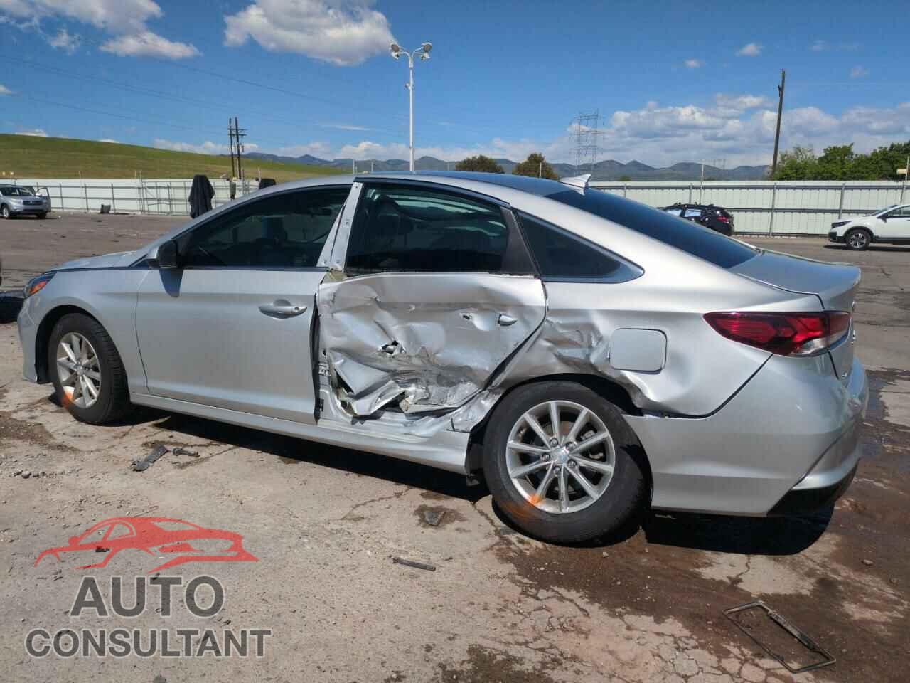 HYUNDAI SONATA 2019 - 5NPE24AF5KH759372