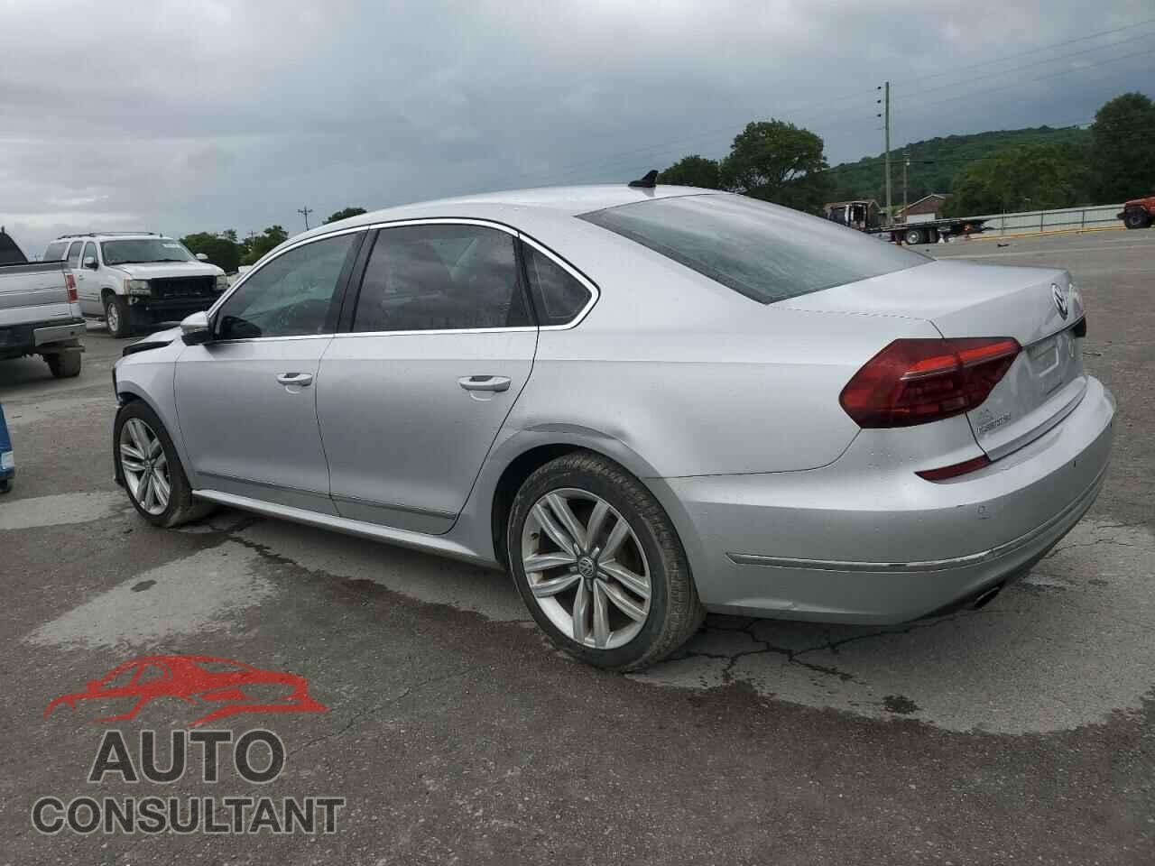 VOLKSWAGEN PASSAT 2017 - 1VWGT7A33HC029958