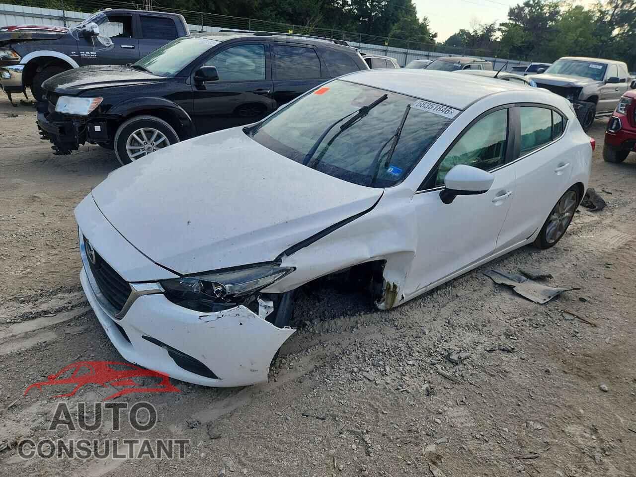 MAZDA 3 2017 - 3MZBN1L75HM151771