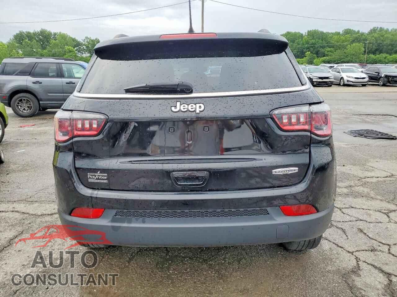JEEP COMPASS 2018 - 3C4NJCBB6JT123972