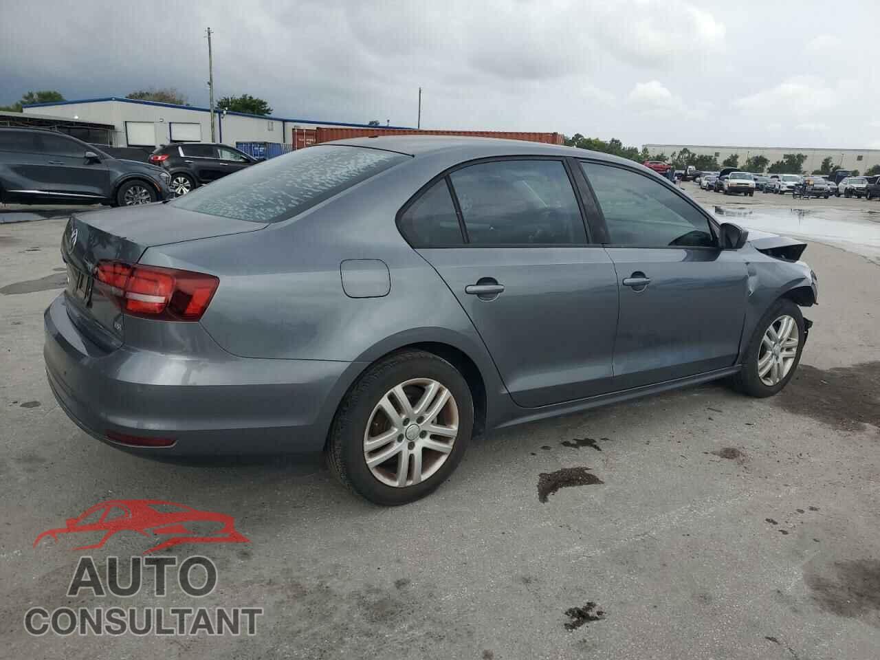 VOLKSWAGEN JETTA 2018 - 3VW2B7AJ8JM261648