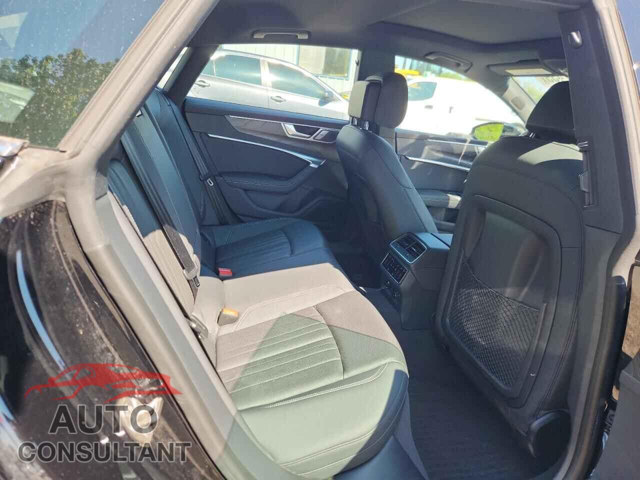 AUDI A7 2019 - WAUR2AF2XKN053081