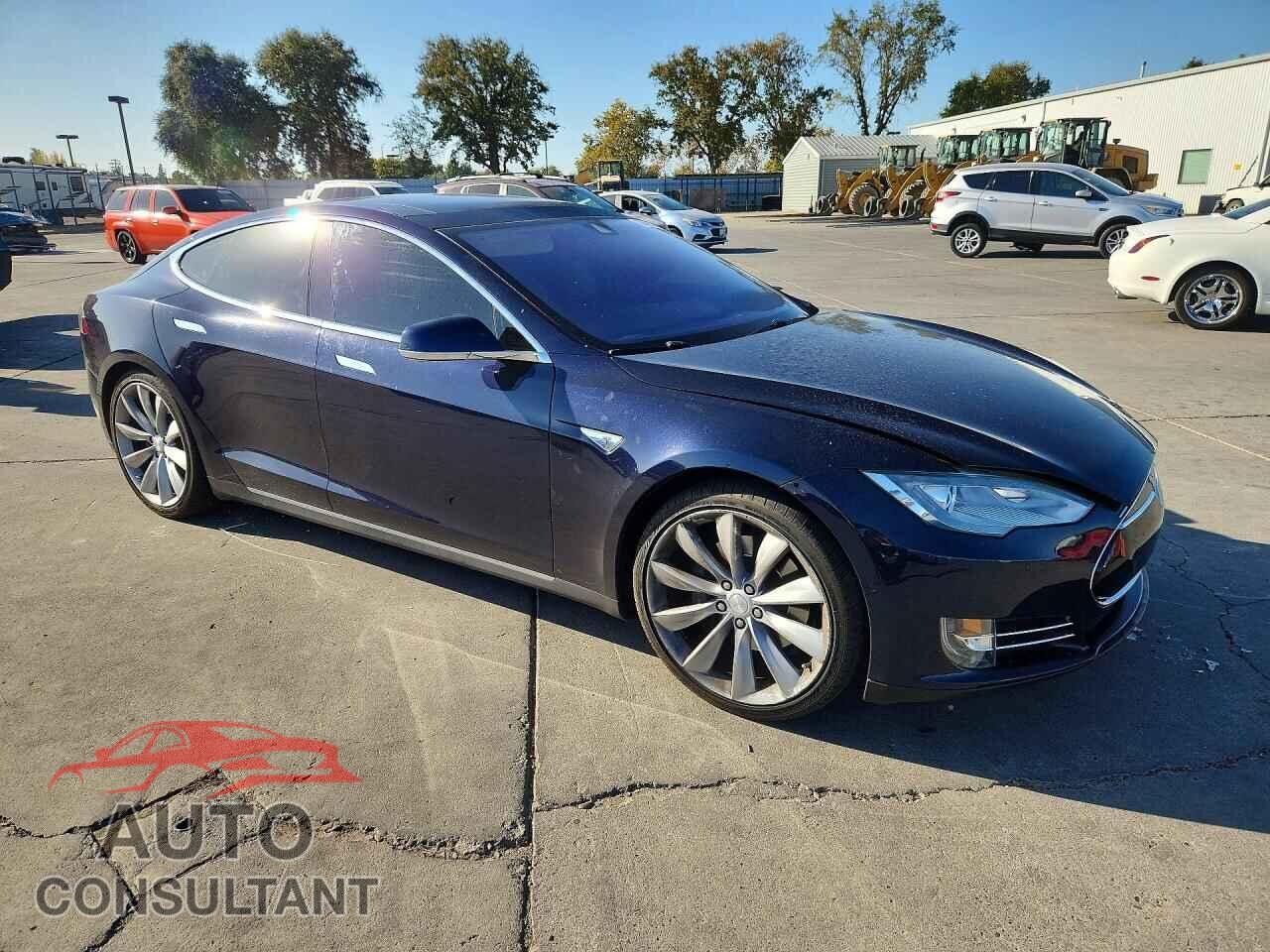TESLA MODEL S 2014 - 5YJSA1H18EFP57133