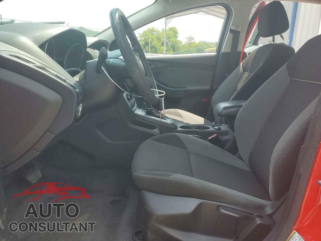 FORD FOCUS 2012 - 1FAHP3F22CL253922