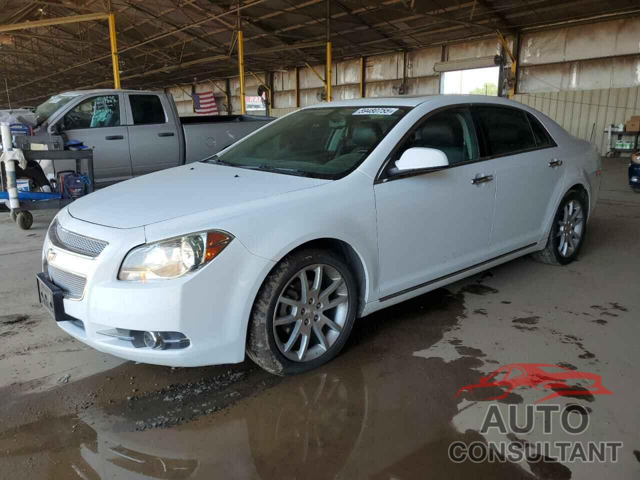 CHEVROLET MALIBU 2010 - 1G1ZE5E03AF286285