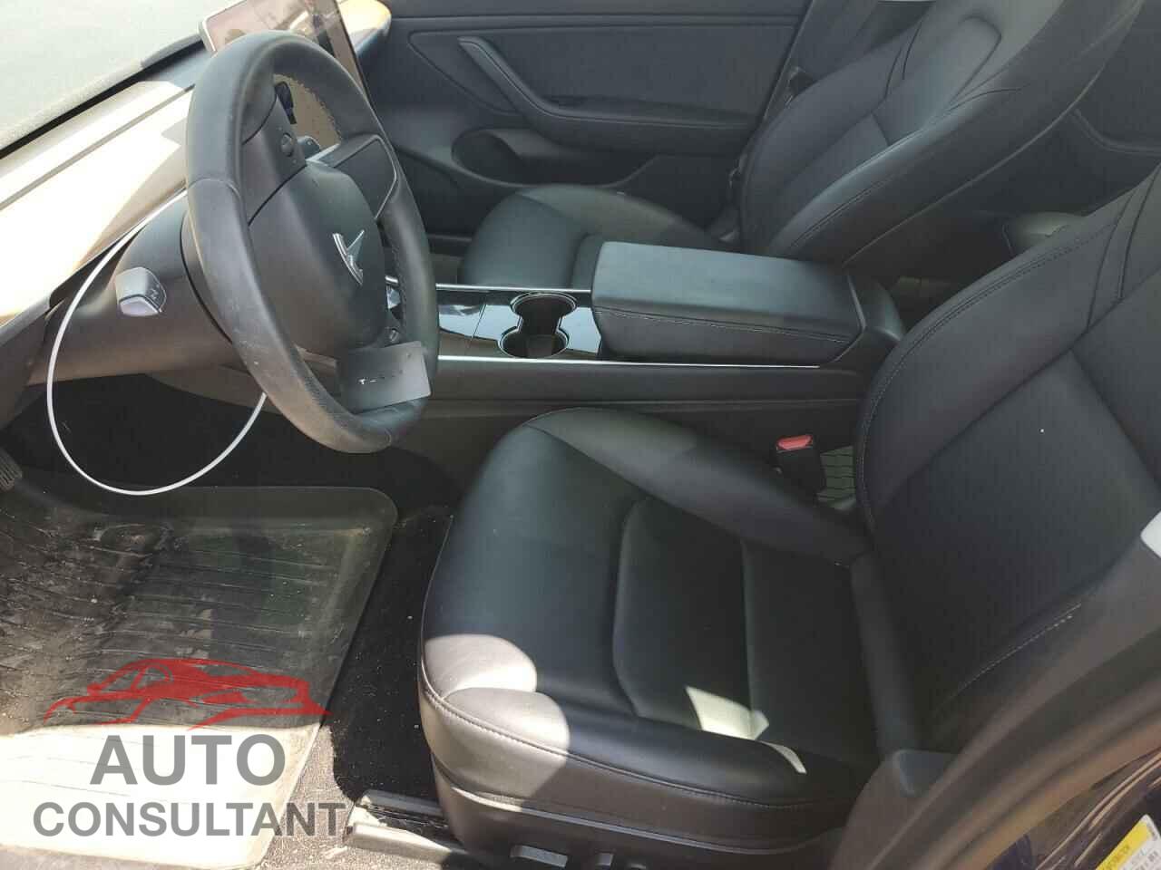 TESLA MODEL 3 2019 - 5YJ3E1EB3KF533463