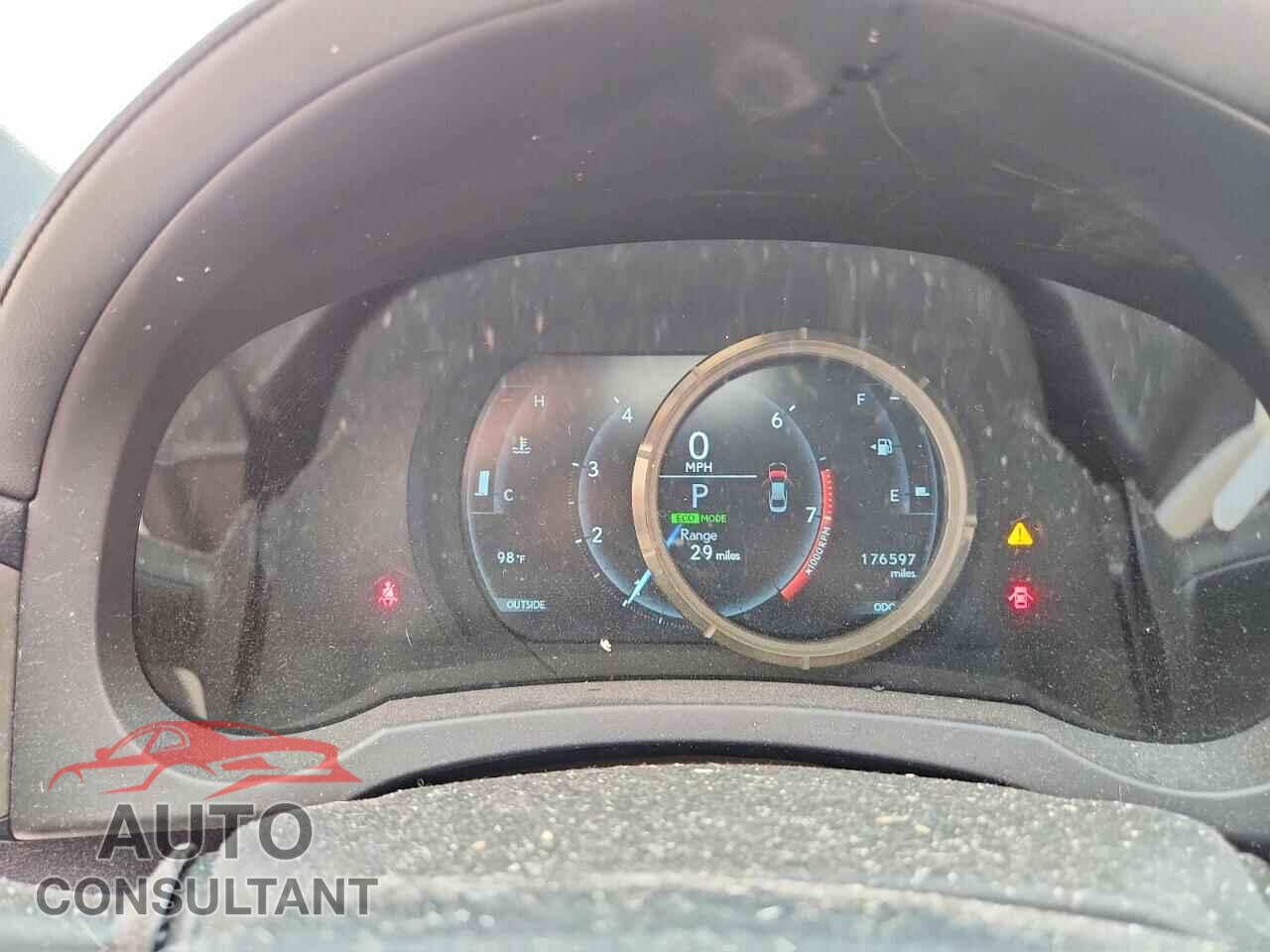 LEXUS IS 2014 - JTHCE1D28E5003558