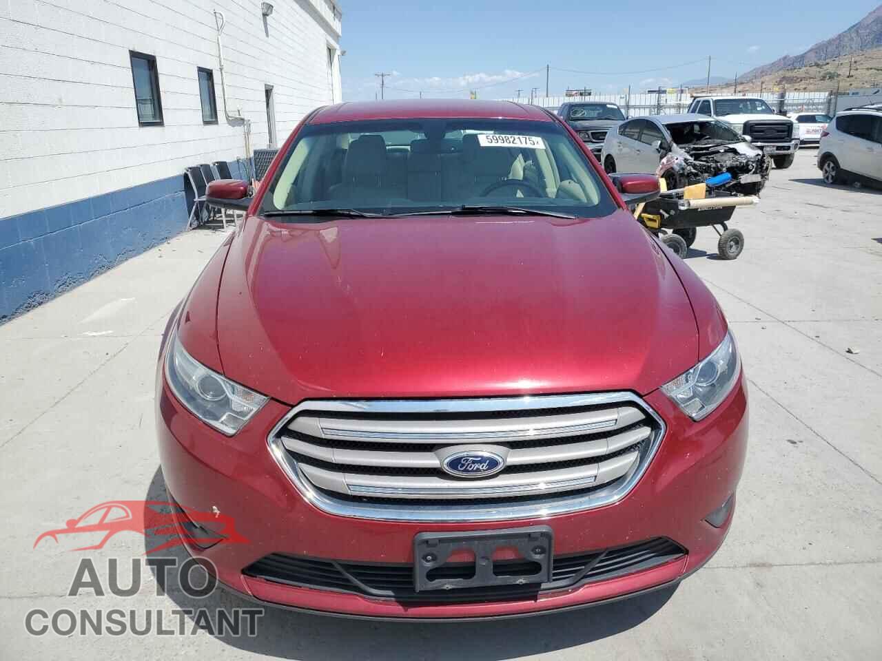 FORD TAURUS 2013 - 1FAHP2E86DG121983
